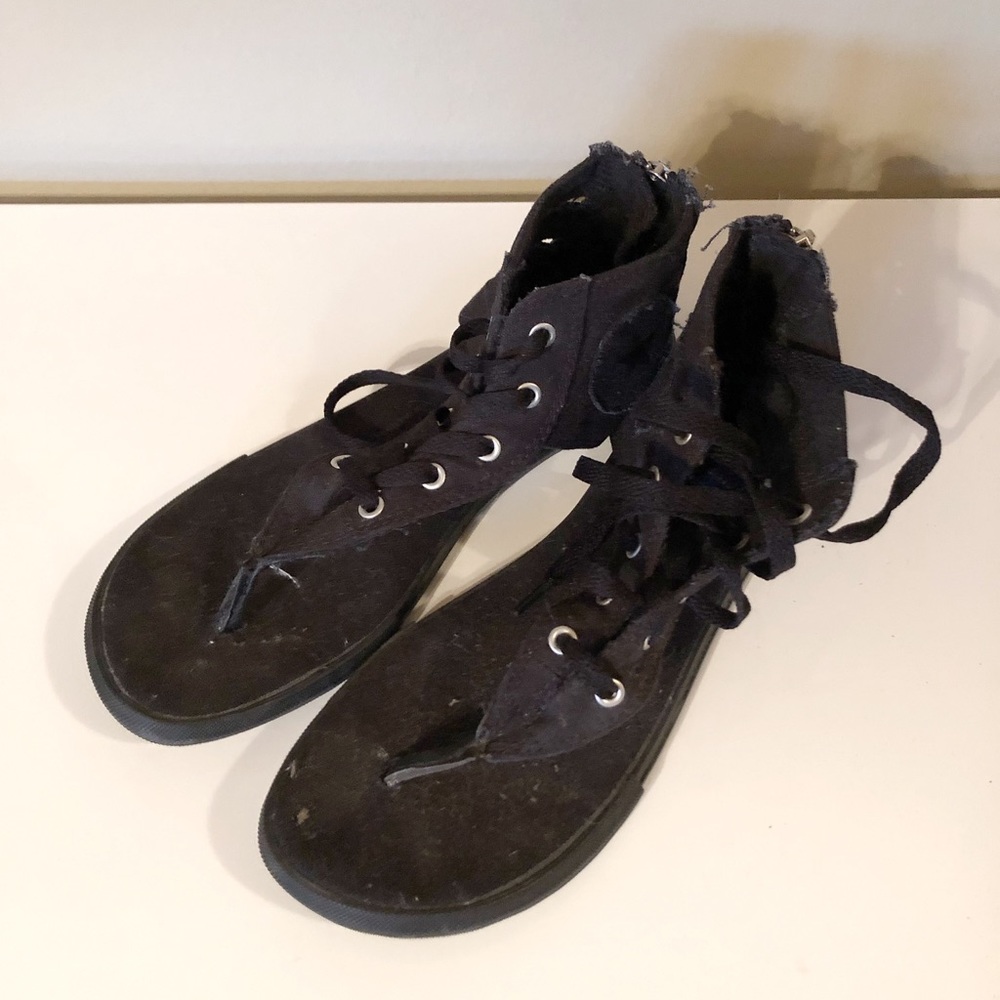 Converse Sandal Unique